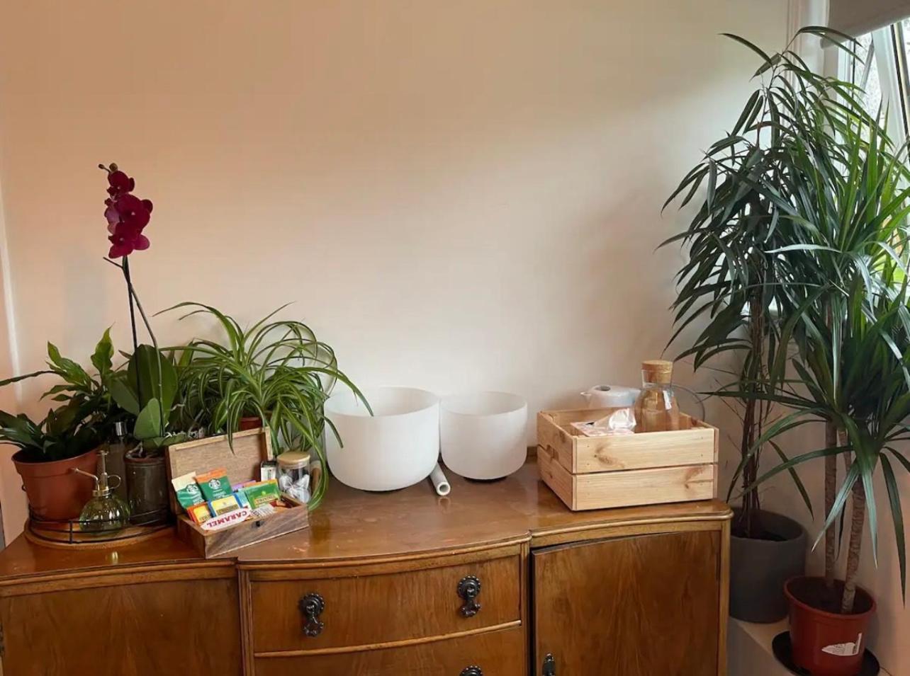 Private Room With Separate Shower And Free Parking Edimburgo Exterior foto